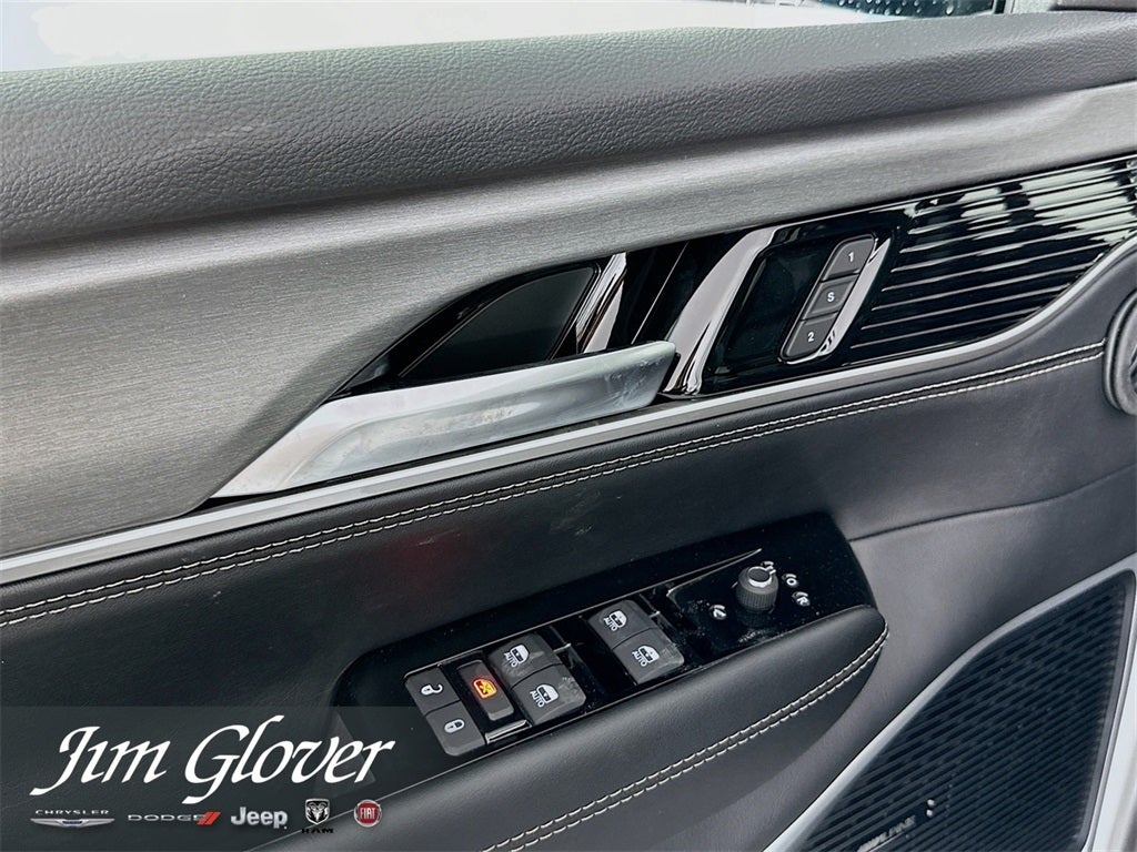 2025 Jeep Wagoneer WAGONEER CARBIDE 4X4