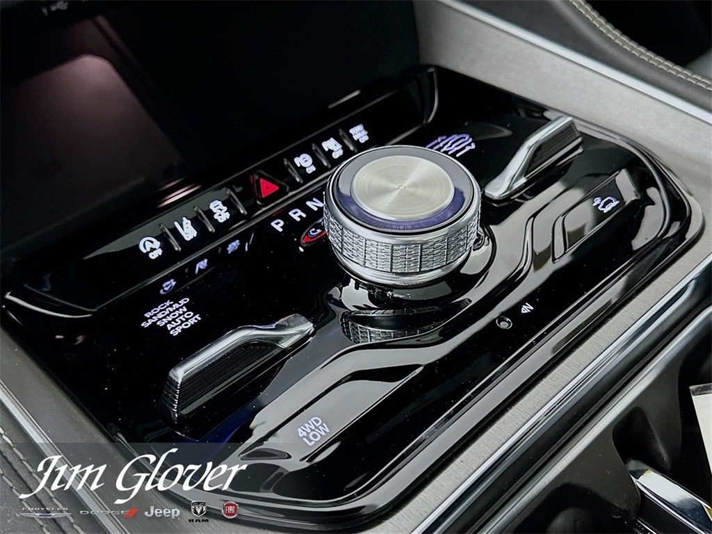 2025 Jeep Wagoneer WAGONEER CARBIDE 4X4