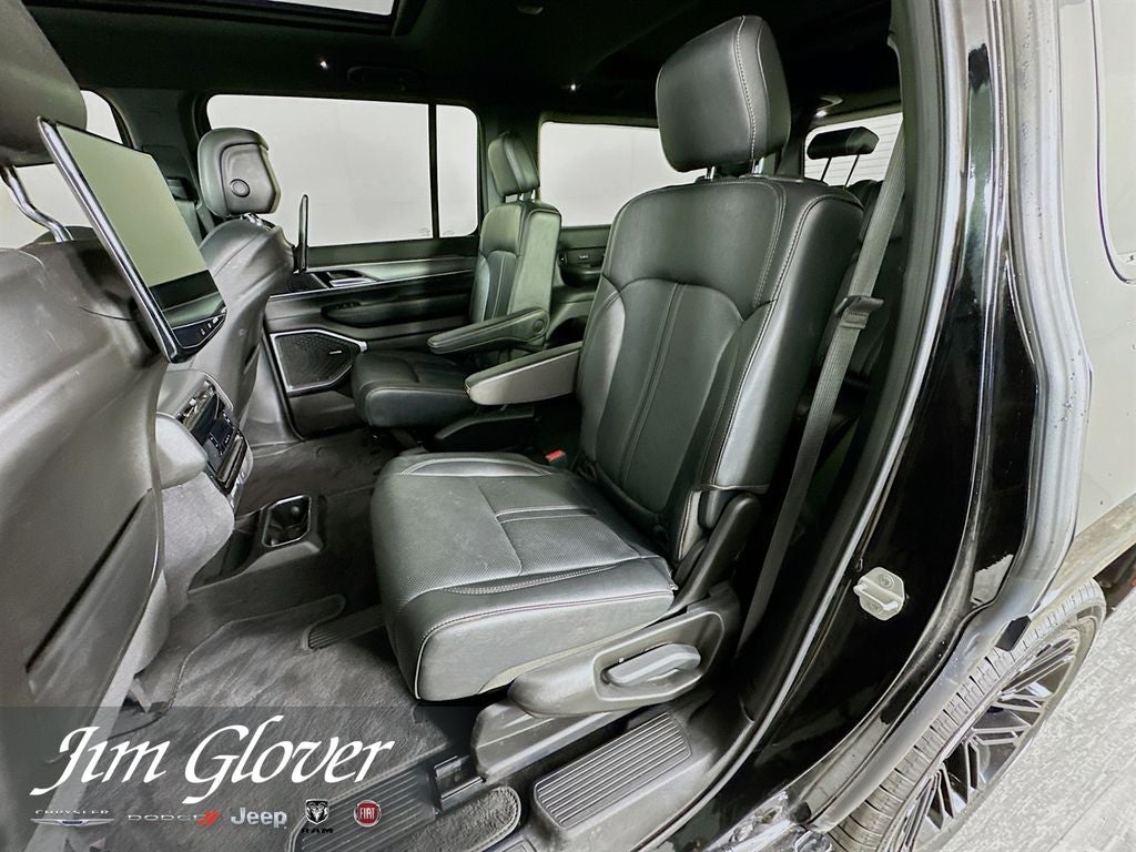 2023 Jeep Wagoneer Series II Carbide 4x4