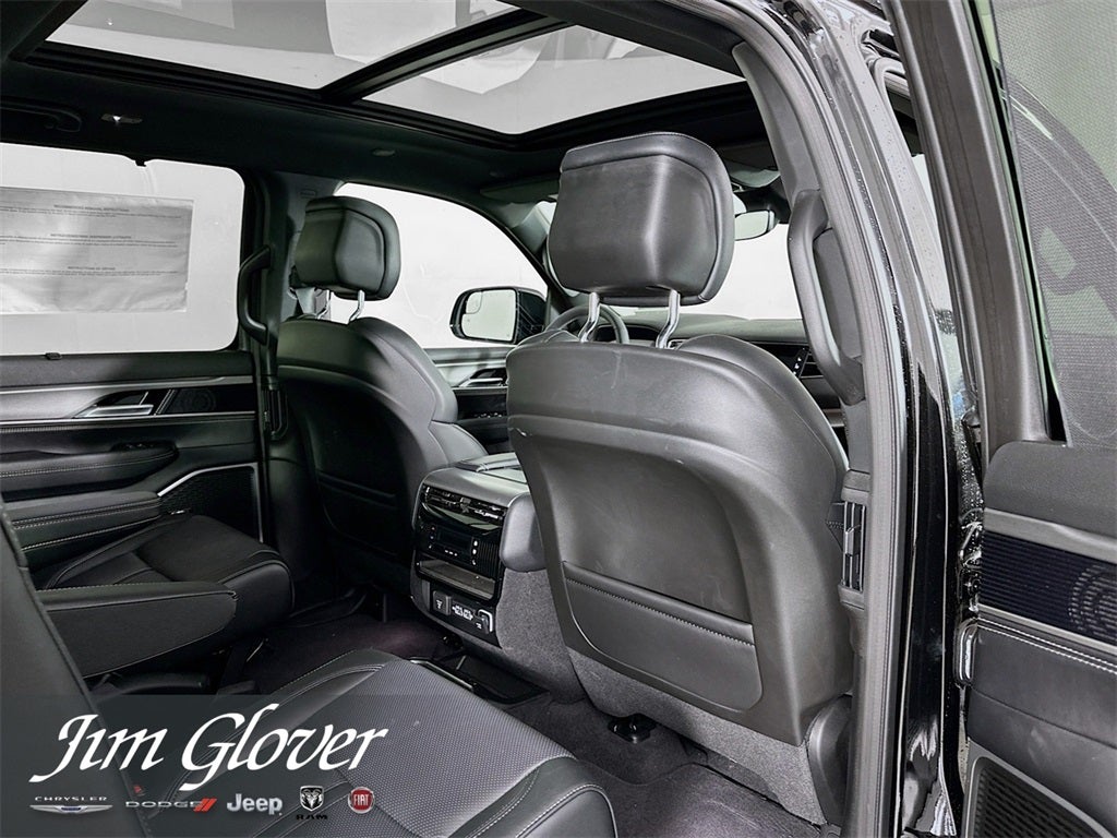 2025 Jeep Wagoneer WAGONEER CARBIDE 4X4