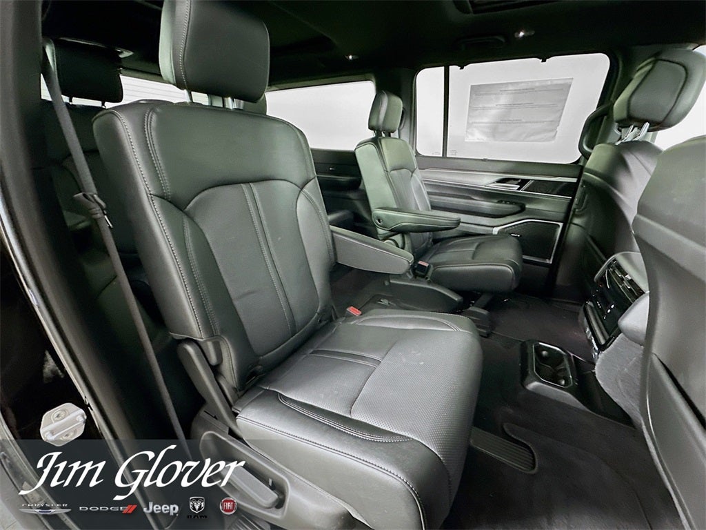 2025 Jeep Wagoneer WAGONEER CARBIDE 4X4