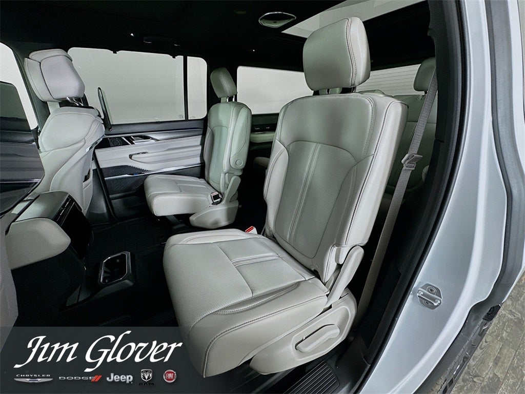 2026 Jeep Grand Wagoneer GRAND WAGONEER SUMMIT OBSIDIAN 4X4