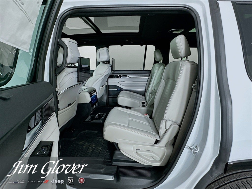 2026 Jeep Grand Wagoneer GRAND WAGONEER SUMMIT OBSIDIAN 4X4