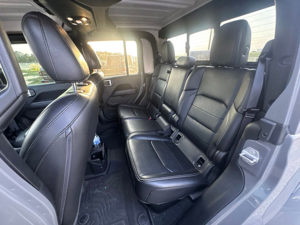 2022 Jeep Gladiator Overland 4x4