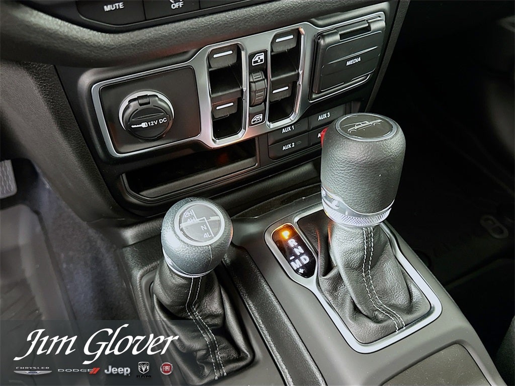 2025 Jeep Gladiator GLADIATOR SPORT 4X4