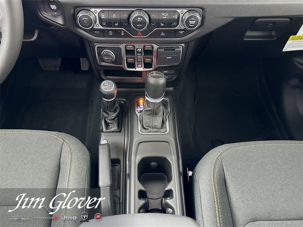 2025 Jeep Gladiator GLADIATOR SPORT S 4X4