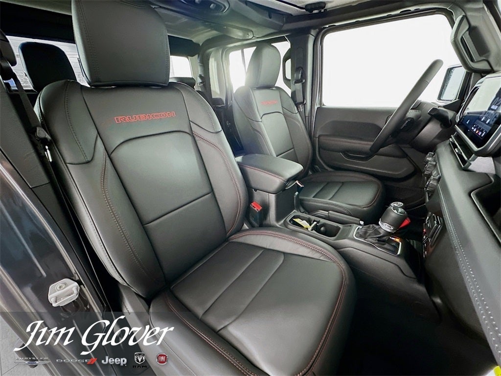 2025 Jeep Gladiator GLADIATOR RUBICON 4X4