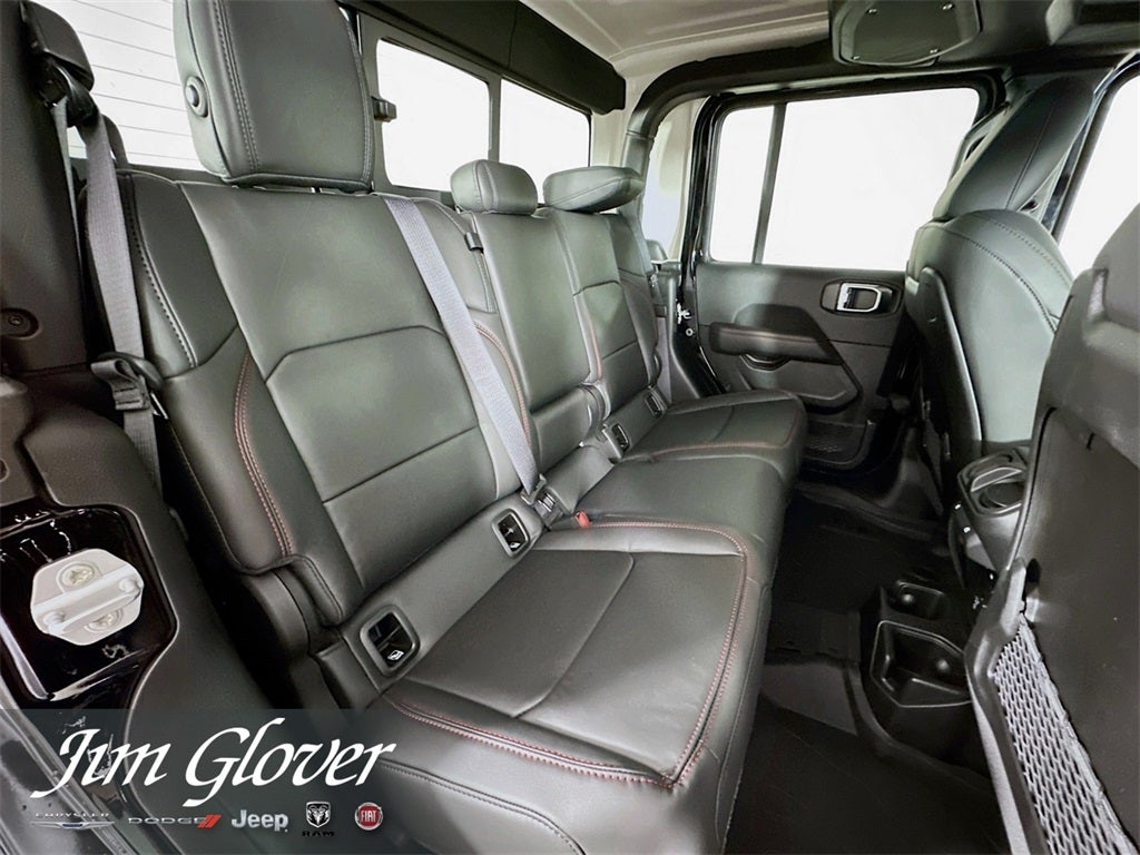 2025 Jeep Gladiator GLADIATOR RUBICON 4X4