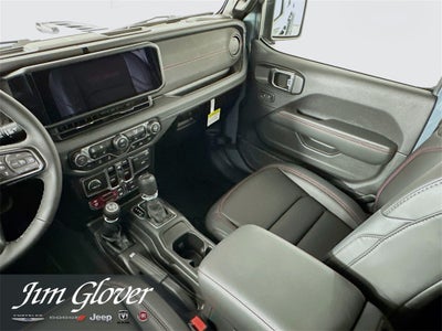 2025 Jeep Gladiator GLADIATOR RUBICON X 4X4