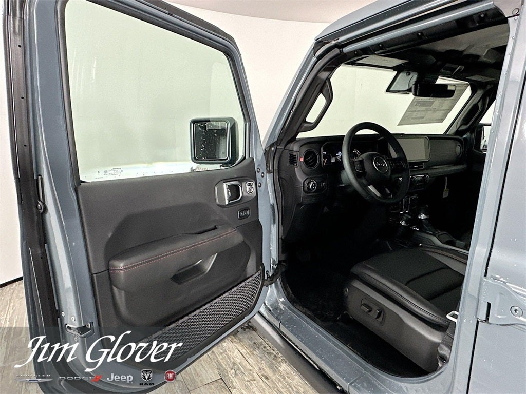 2025 Jeep Gladiator GLADIATOR RUBICON X 4X4