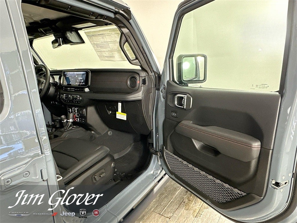 2025 Jeep Gladiator GLADIATOR RUBICON 4X4