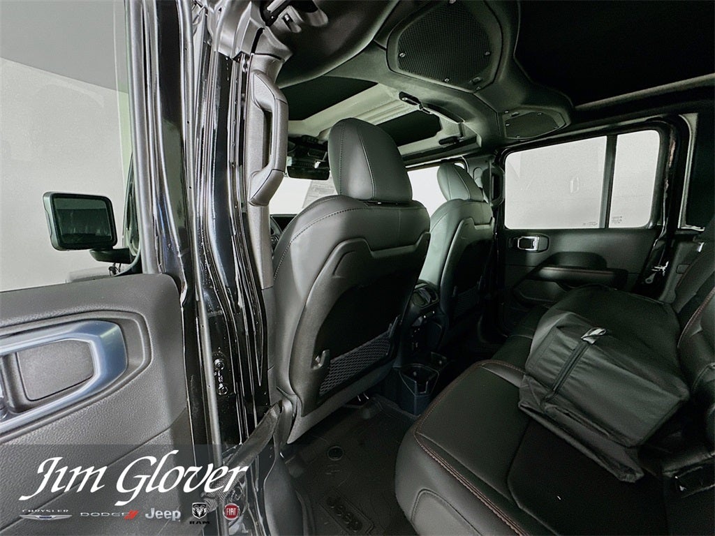 2025 Jeep Gladiator GLADIATOR RUBICON X 4X4