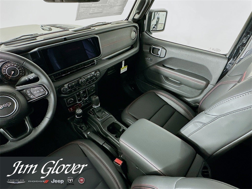 2025 Jeep Gladiator GLADIATOR RUBICON X 4X4