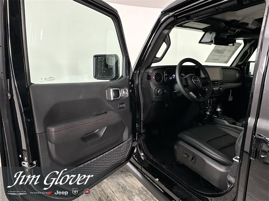 2025 Jeep Gladiator GLADIATOR RUBICON X 4X4