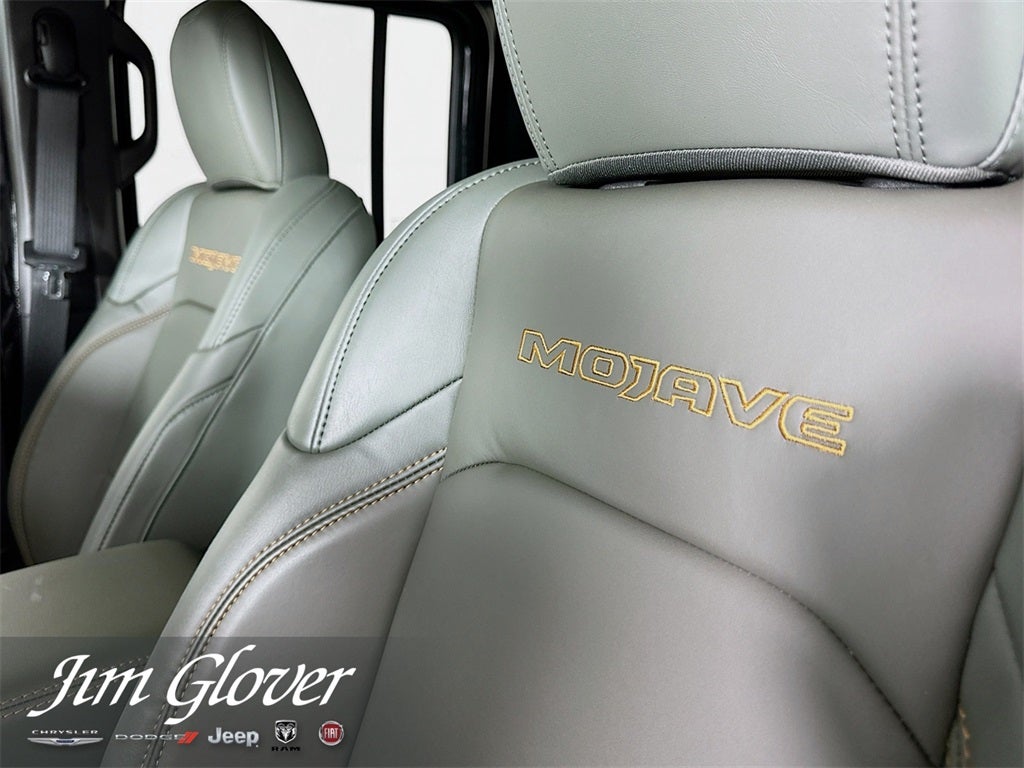 2025 Jeep Gladiator GLADIATOR MOJAVE X 4X4