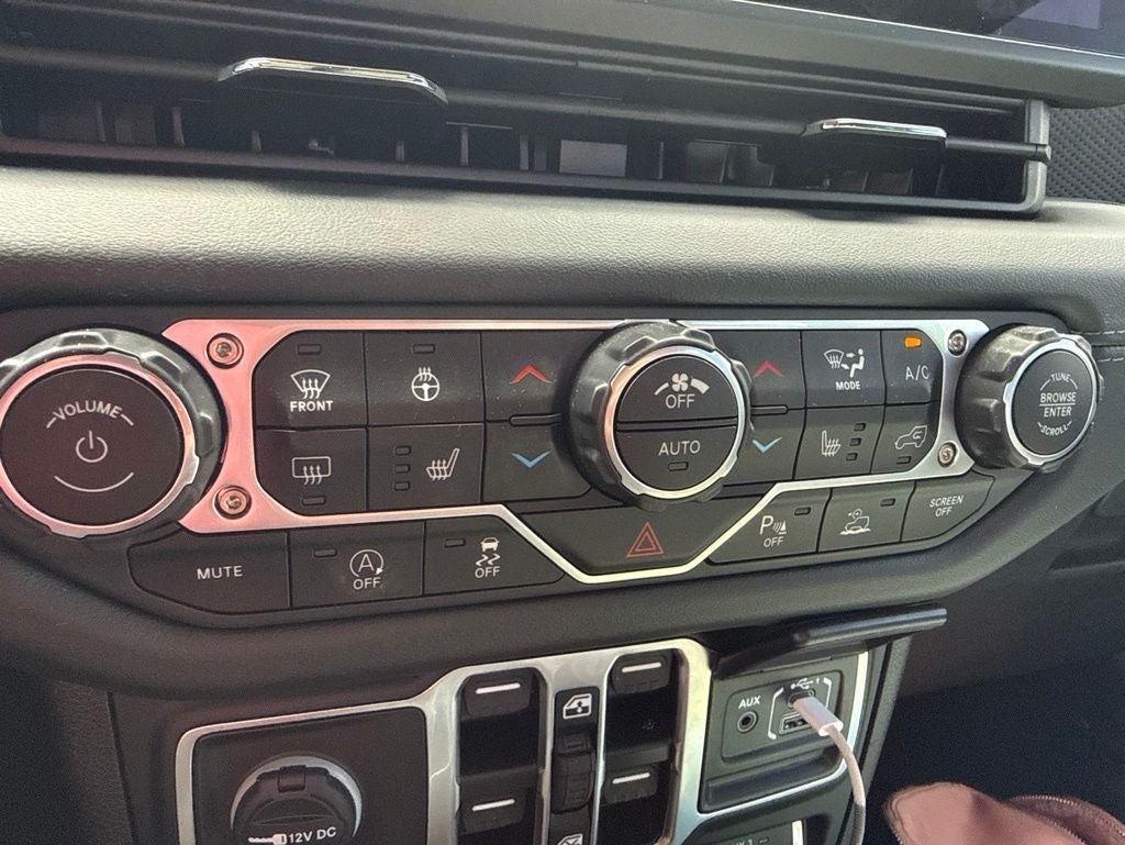 2025 Jeep Gladiator Mojave 4x4