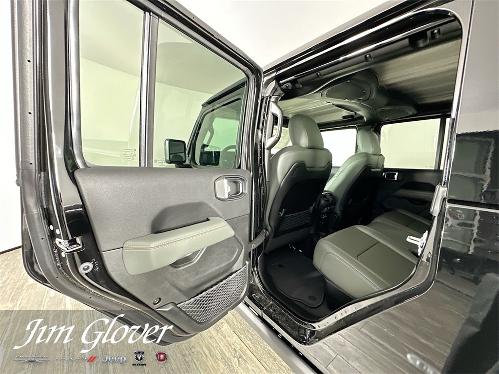 2025 Jeep Gladiator GLADIATOR MOJAVE 4X4