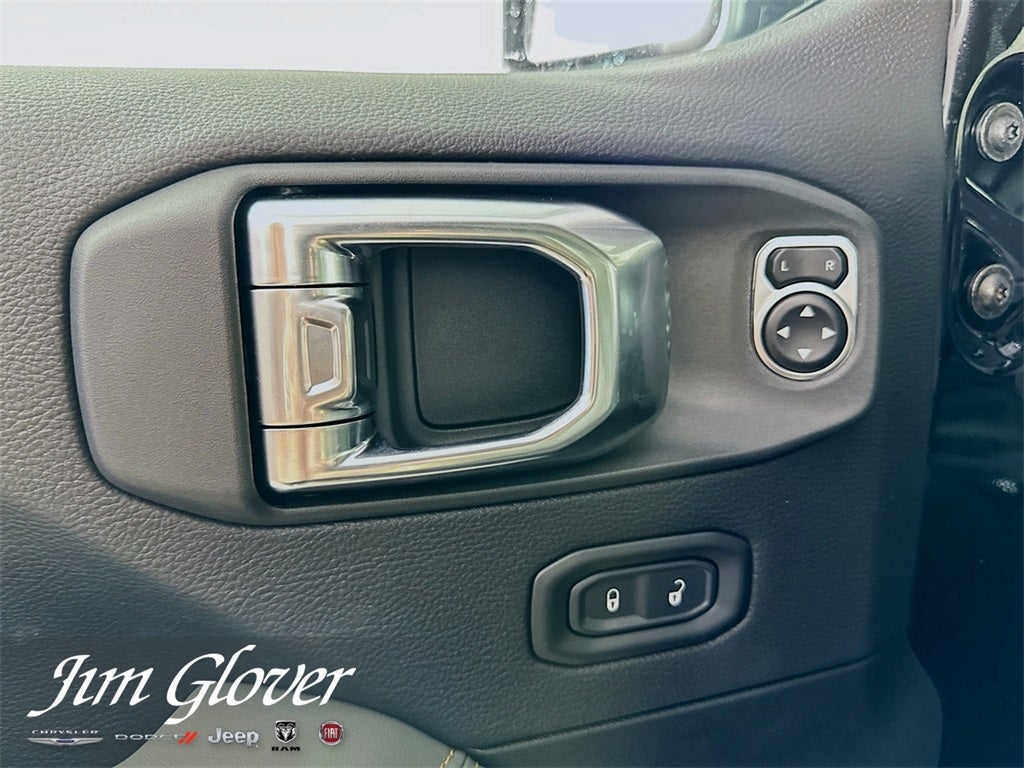 2025 Jeep Gladiator GLADIATOR MOJAVE 4X4