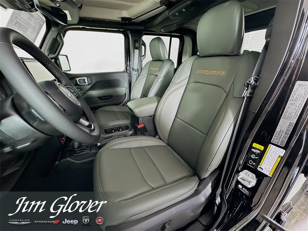 2025 Jeep Gladiator GLADIATOR MOJAVE 4X4