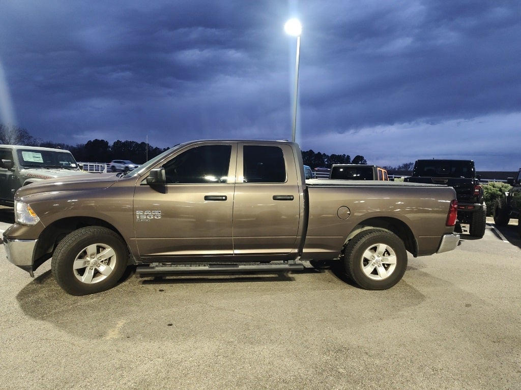 2021 RAM 1500 Classic Tradesman Quad Cab 4x2 6'4' Box