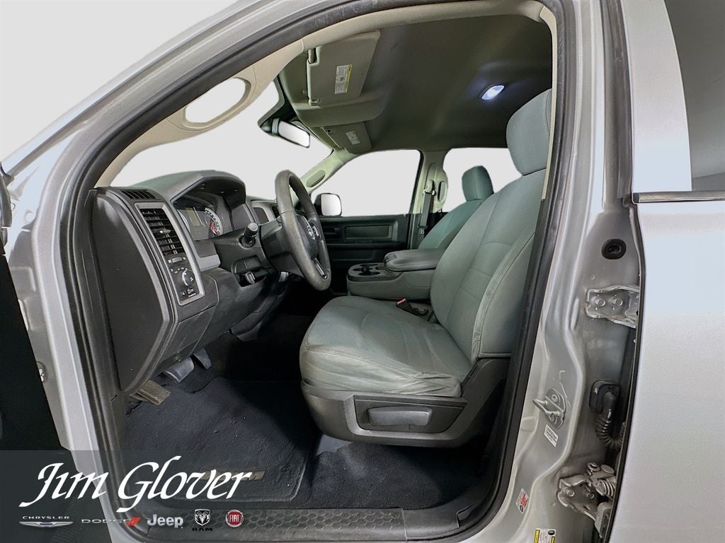 2018 RAM 1500 Express Crew Cab 4x2 5'7' Box