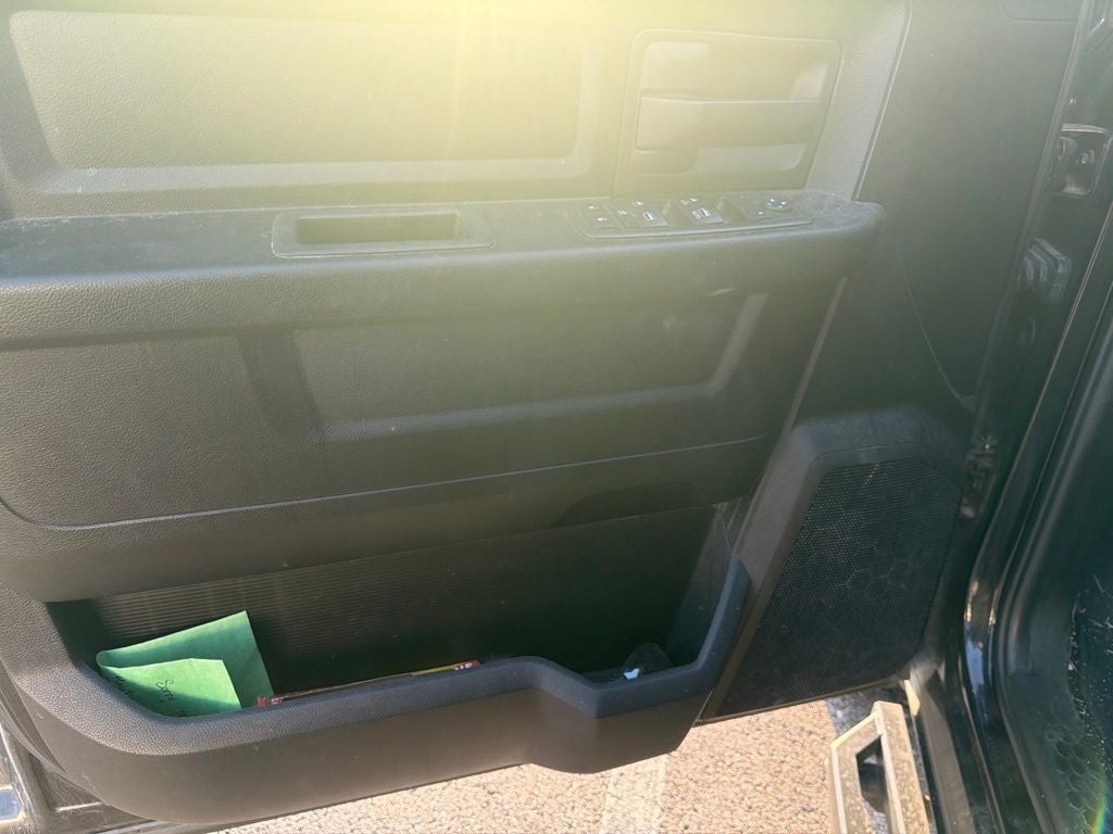 2019 RAM 1500 Classic Express Quad Cab 4x4 6'4' Box