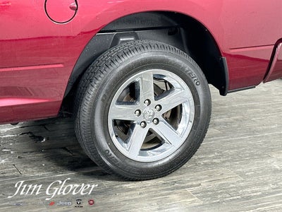 2017 RAM 1500 Express Quad Cab 4x4 6'4' Box