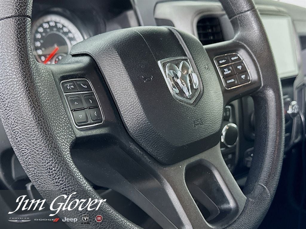 2017 RAM 1500 Express Quad Cab 4x4 6'4' Box