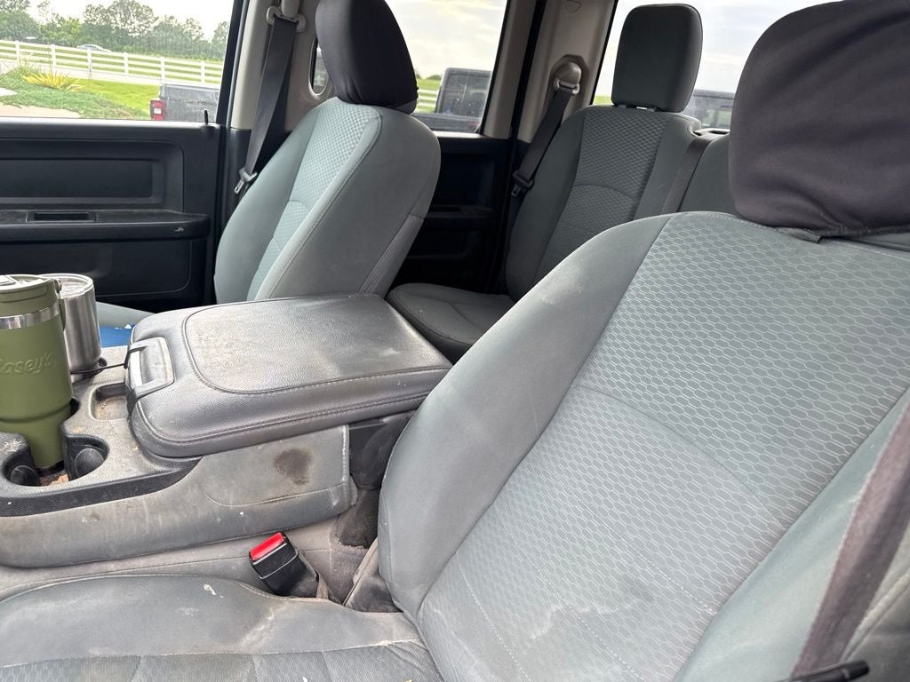 2019 RAM 1500 Classic Express Quad Cab 4x4 6'4' Box