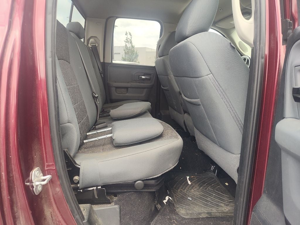 2018 RAM 1500 Big Horn Quad Cab 4x4 6'4' Box