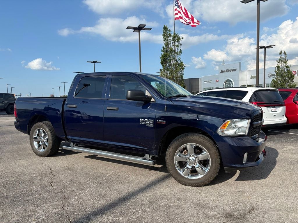 2019 RAM 1500 Classic Express Crew Cab 4x4 5'7' Box