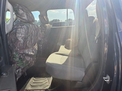 2019 RAM 1500 Classic Express Crew Cab 4x4 5'7' Box