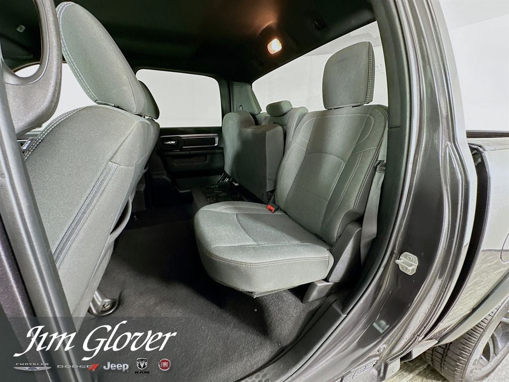 2023 RAM 1500 Classic Warlock Crew Cab 4x4 5'7' Box