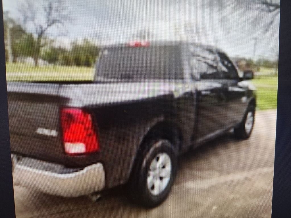 2022 RAM 1500 Classic SLT Crew Cab 4x4 5'7' Box
