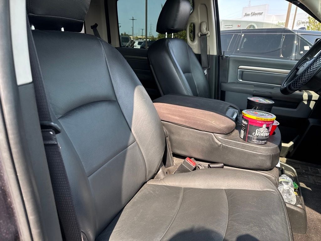 2017 RAM 1500 SLT