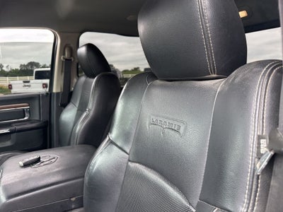 2017 RAM 1500 Laramie Crew Cab 4x4 5'7' Box