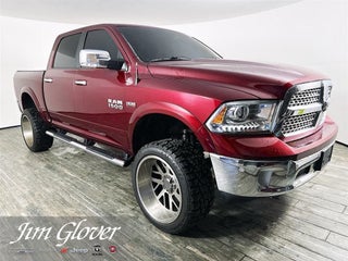2017 RAM 1500 Laramie Crew Cab 4x4 5'7' Box