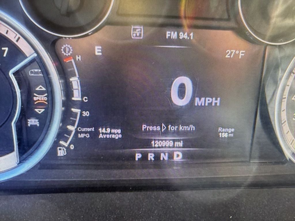 2017 RAM 1500 Laramie Crew Cab 4x4 5'7' Box