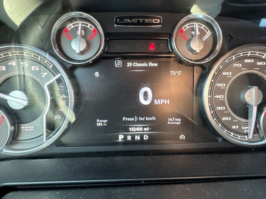 2017 RAM 1500 Limited Crew Cab 4x4 5'7' Box