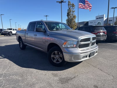 2020 RAM 1500 Classic SLT Crew Cab 4x4 6'4' Box