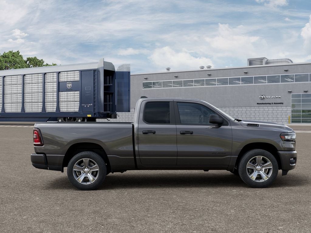 2026 RAM 1500 RAM 1500 EXPRESS QUAD CAB 4X2 6'4' BOX