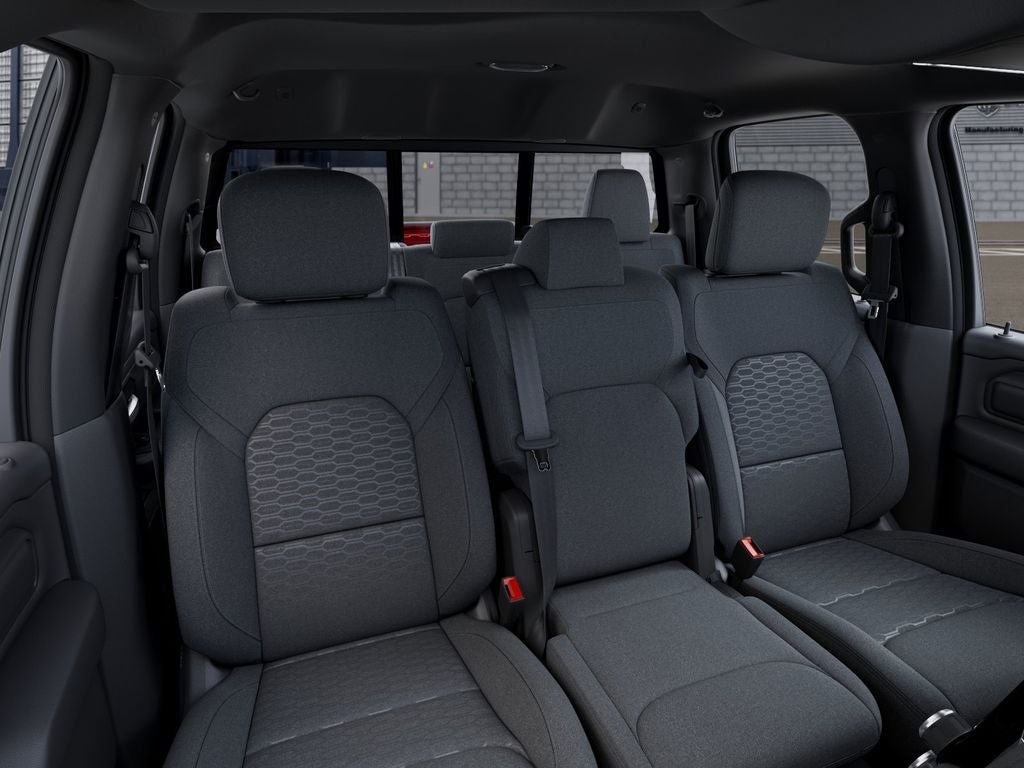 2026 RAM 1500 RAM 1500 EXPRESS QUAD CAB 4X2 6'4' BOX
