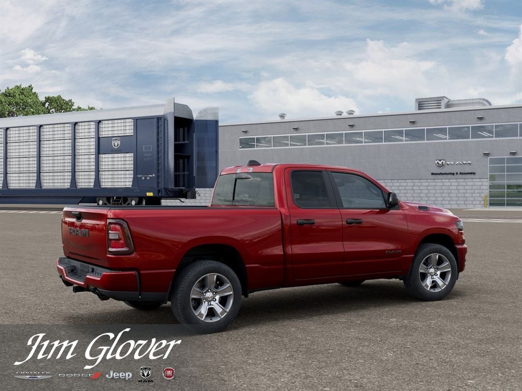 2026 RAM 1500 RAM 1500 EXPRESS QUAD CAB 4X2 6'4' BOX