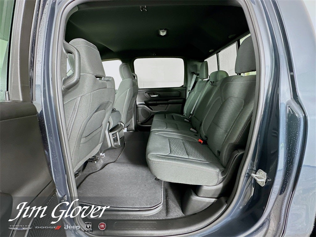 2026 RAM 1500 RAM 1500 EXPRESS CREW CAB 4X2 5'7' BOX