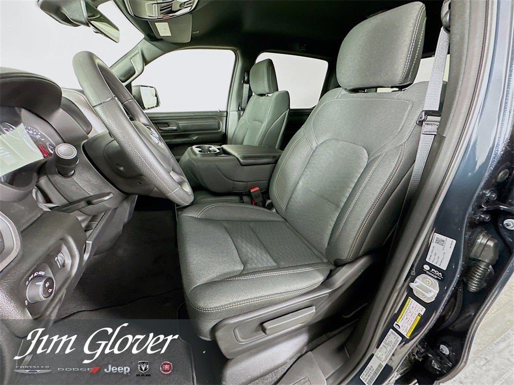 2026 RAM 1500 RAM 1500 EXPRESS CREW CAB 4X2 5'7' BOX