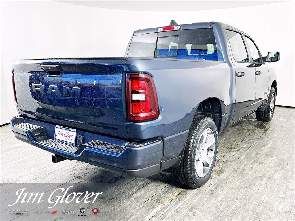 2026 RAM 1500 RAM 1500 EXPRESS CREW CAB 4X2 5'7' BOX