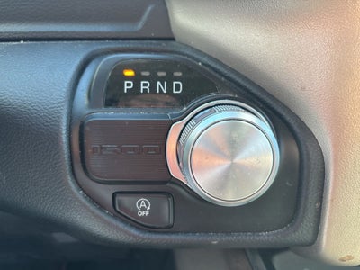 2022 RAM 1500 Laramie Crew Cab 4x2 5'7' Box