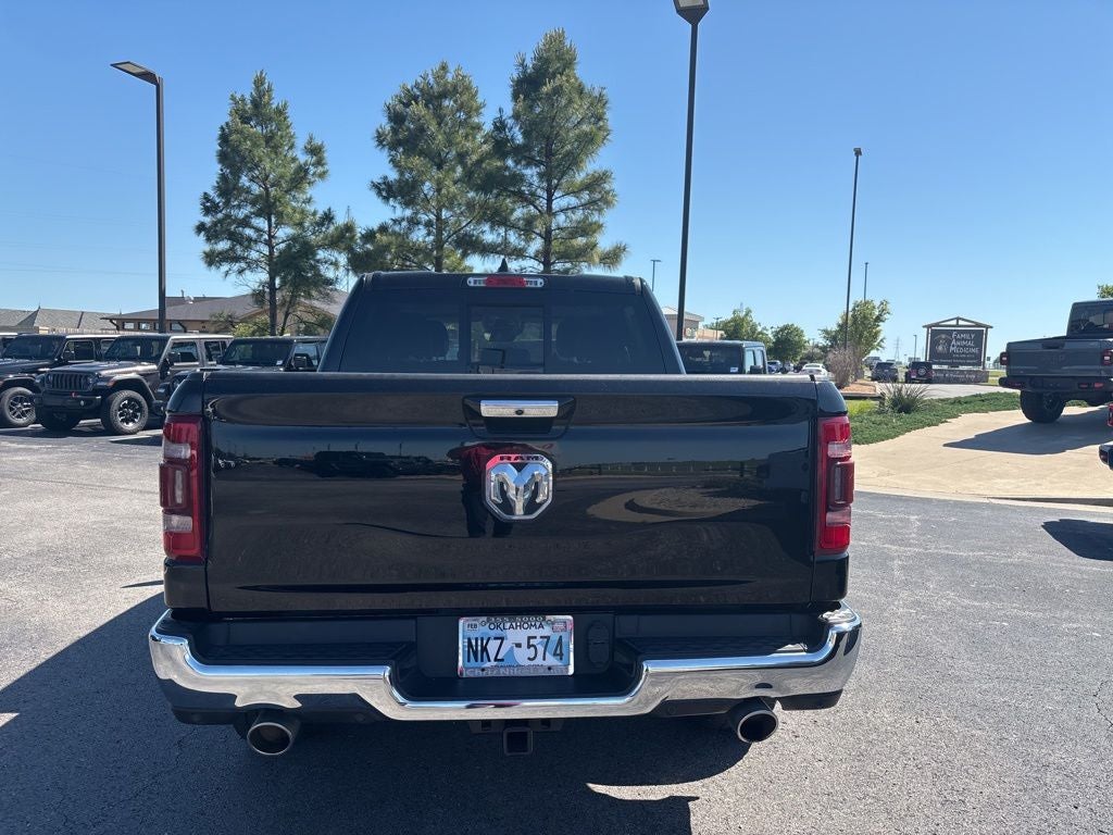 2022 RAM 1500 Laramie Crew Cab 4x2 5'7' Box