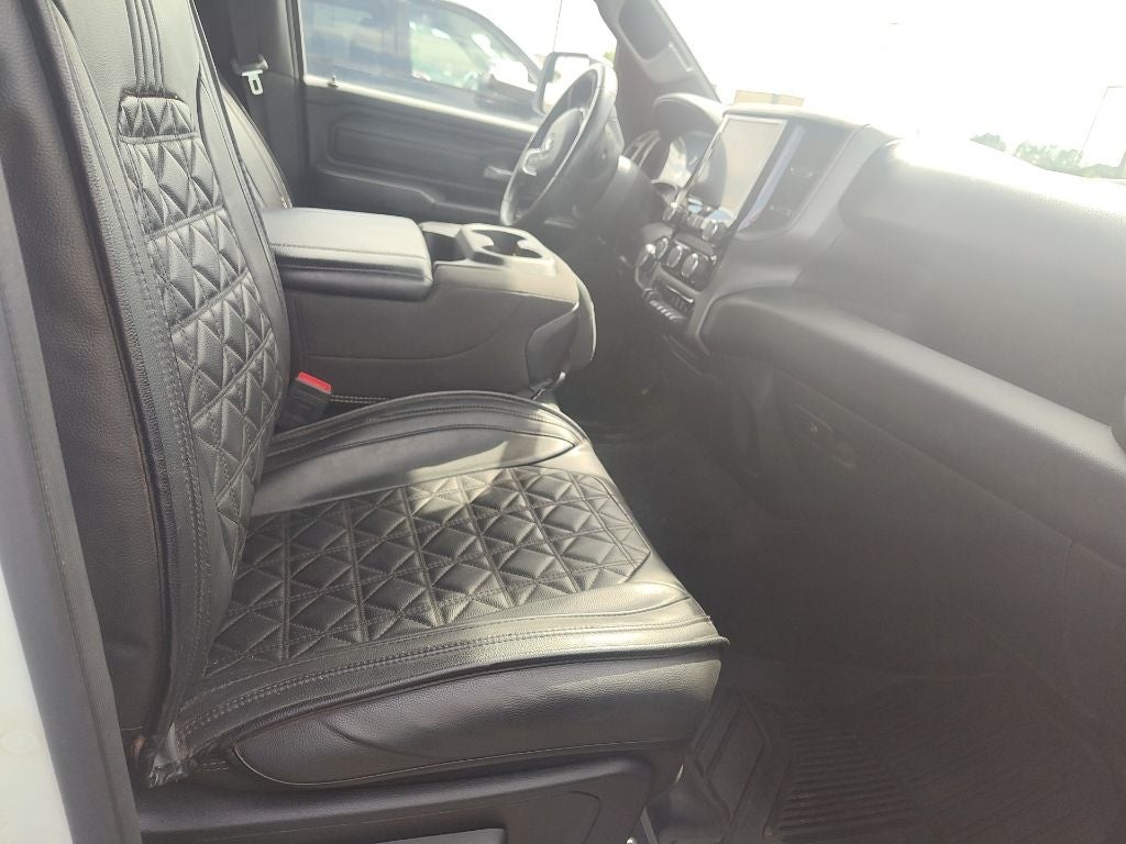 2025 RAM 1500 Tradesman Crew Cab 4x4 5'7' Box