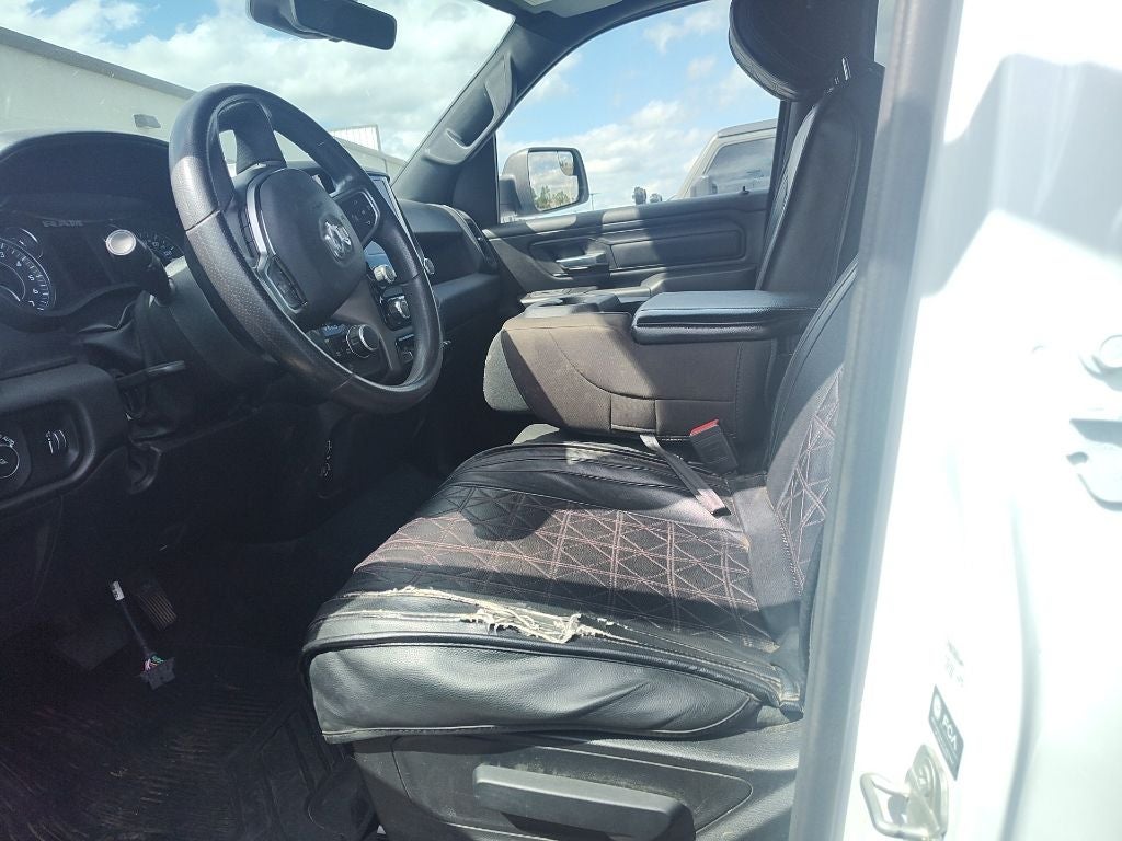2025 RAM 1500 Tradesman Crew Cab 4x4 5'7' Box